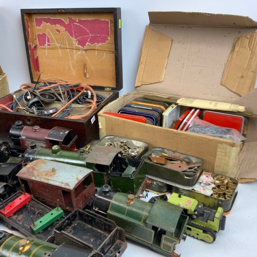 246 - Assorted early 20th-century and later O Gauge Locomotives (GWR Caerphilly Castle with Tender), rolli... 