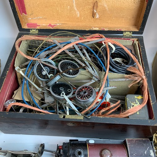 246 - Assorted early 20th-century and later O Gauge Locomotives (GWR Caerphilly Castle with Tender), rolli... 