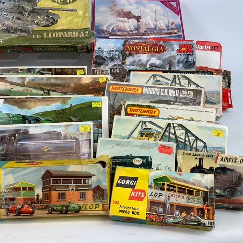 257 - Collection of Airfix models, tp include several steam locomotives, military, Corgi Kits - Silverston... 