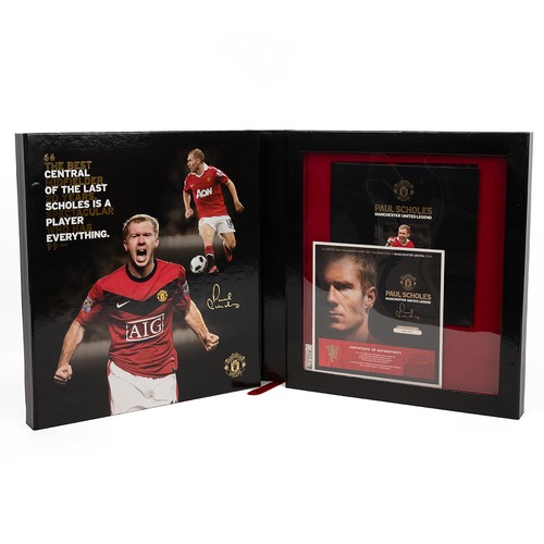 286 - Paul Scholes, Manchester United legend, a limited edition boxed set shirt, signed by Paul Scholes, 4... 
