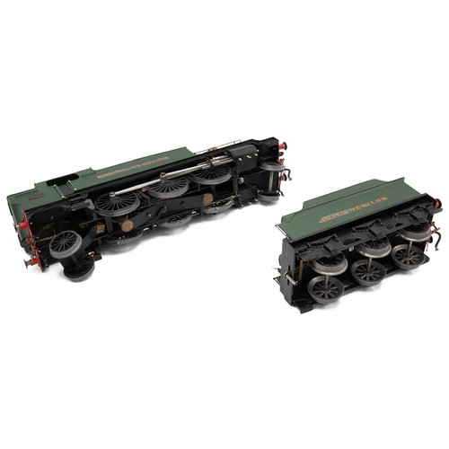 273 - O Gauge Great Western Railway 5157 Locomotive and Tender, in GWR livery green (reconditioned).