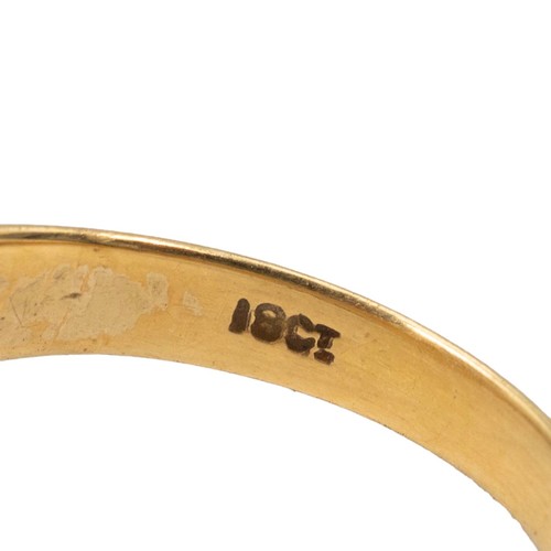 4 - Five 18ct gold rings, wedding band, signet ring a sapphire and diamond Daisy ring various sizes, gro... 