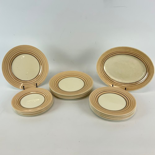643 - A collection of Bizarre pattern Clarence Cliff art deco plates for Wilkinson, 18 pieces total.