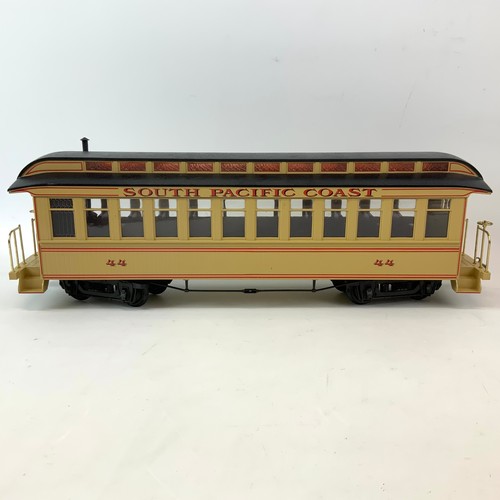 797 - Three Bachmann 'G' Scale Jackson Sharpe coaches. 'South Pacific' coast 89191, 89192 Combine and 8919... 