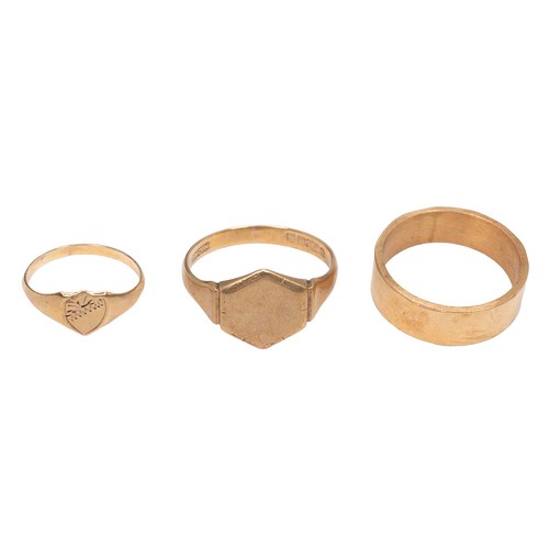 49 - Three assorted gold rings, two 9ct signet rings, size H and S, weight 4.1 grams; together with an 18... 