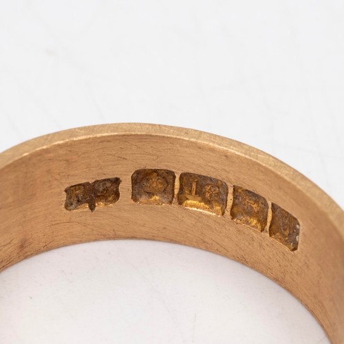 49 - Three assorted gold rings, two 9ct signet rings, size H and S, weight 4.1 grams; together with an 18... 