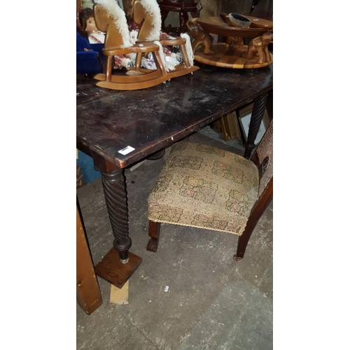 8a - A 19C mahogany table ( for parts and timber).