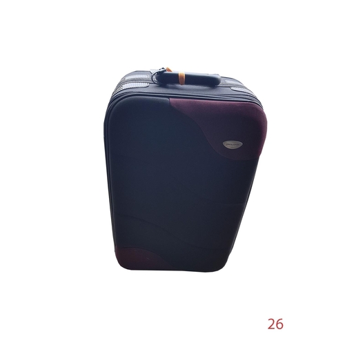 26 - Luggage
23 x 41 x 71cm