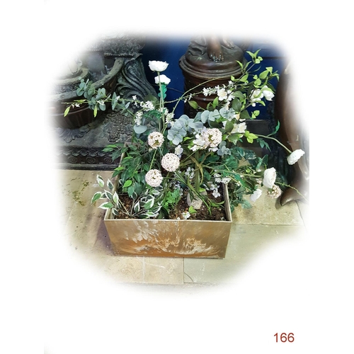 166 - Flower pot with artificial flowers
50 x 50 x 28cm