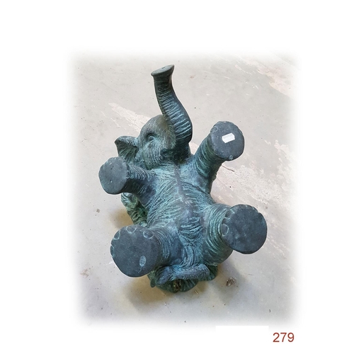 279 - A Bronze Garden Ornament
38 x 24 x 31cm