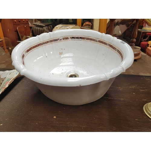 302 - A Vintage Ceramic Bowl.