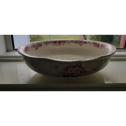 669 - A good 19th Century Wash Bowl.