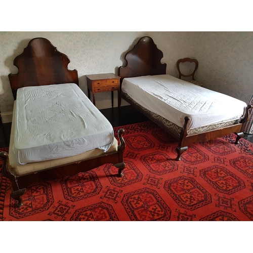 701 - A good pair of Single Beds. W 110cm.