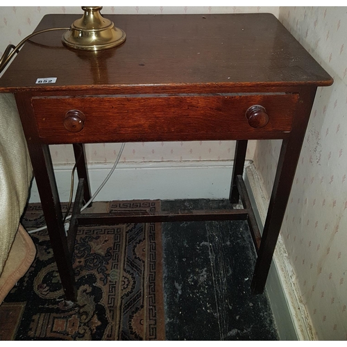 652 - A Georgian Oak single drawer Side Table.