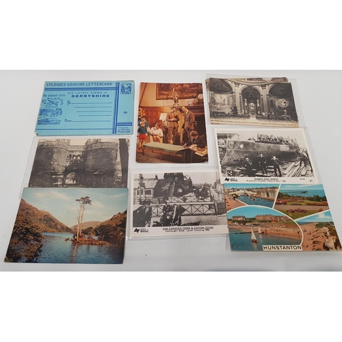 171 - A group of Vintage Postcards of various subjects.