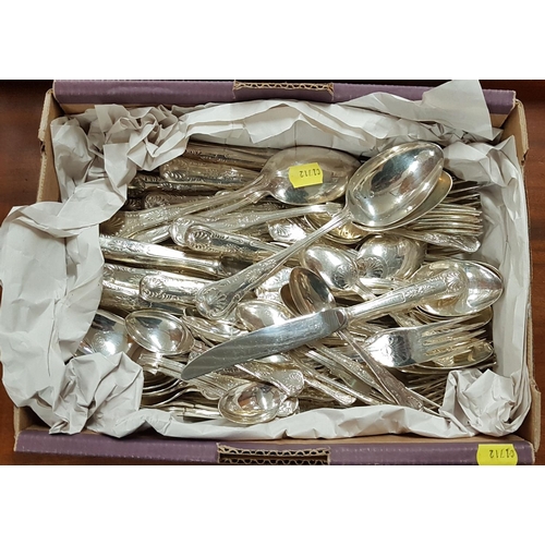 331 - A really good set of Newbridge Cutlery.Twelve of each item.Only eleven teaspoons.