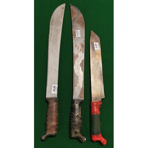 2575 - A group of six Machetes. (Prop).  (6) (24) AP 36.