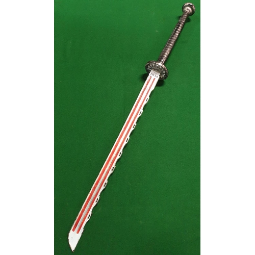 2934 - Quinn's Sword, Season 2.(Prop)(AP 137).