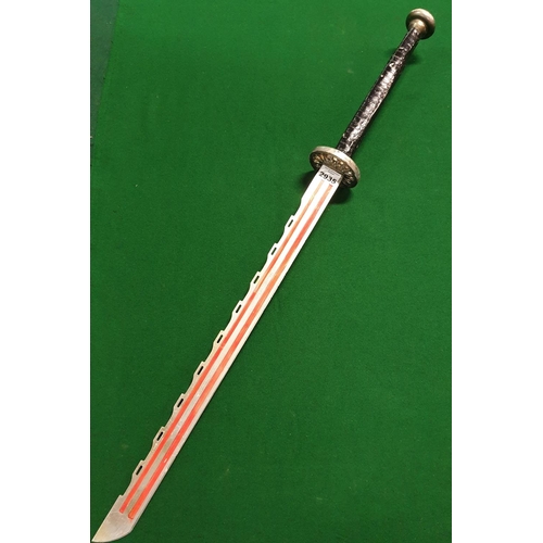 2935 - Quinns Sword with metal blade,Season 2. 