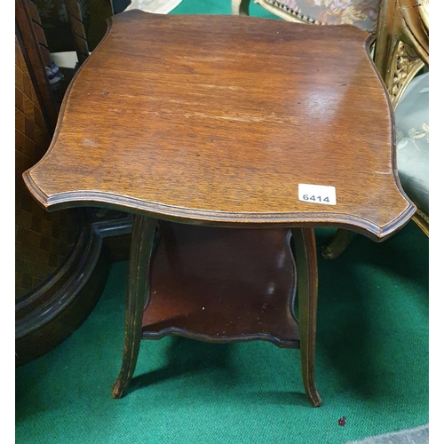 6414 - An early 20th Century walnut Table. approximately 42cm x 42cm x 61cm H (1)(21).