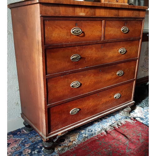 87 - A Georgian Mahogany Chest of Drawers. 112 x 51 x 112cm.