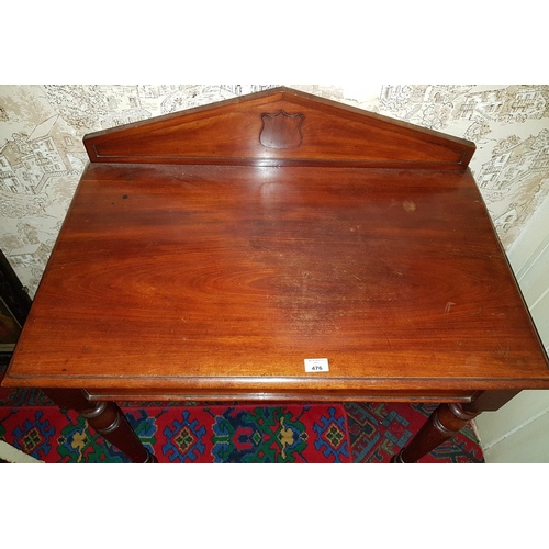 181 - A 19th Century Mahogany Side /Hall Table. 81 x 49cm.