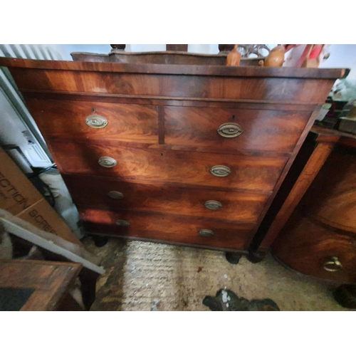 87 - A Georgian Mahogany Chest of Drawers. 112 x 51 x 112cm.