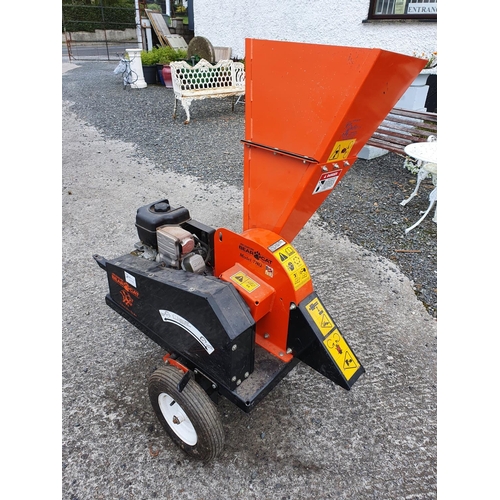 53 - A Briggs and Stratton Intek 340 212 hp Wood Chipper as new.