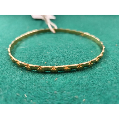 557 - A continental gold Bangle. approx 11gms.