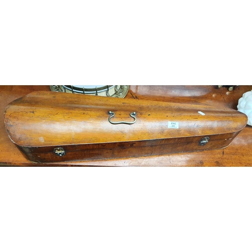 343 - A good 19th Century full size one piece back Violin with bow in timber case.