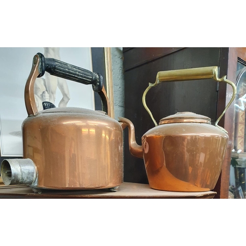 313 - A good quantity of Copper Kettles and other copper items.