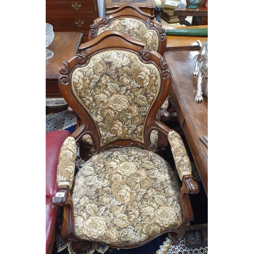 85 - A really good quality pair of Victorian Mahogany Show Frame Arm Chairs c1860.(One leg damaged).W 63 ... 