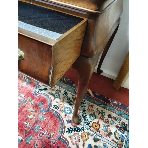 86 - Of Superb quality. A 19th Century Mahogany Silver table with a frieze drawer on cabriole legs with p... 