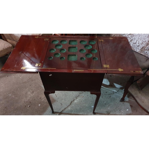 848 - An Edwardian Mahogany Drinks Cabinet.