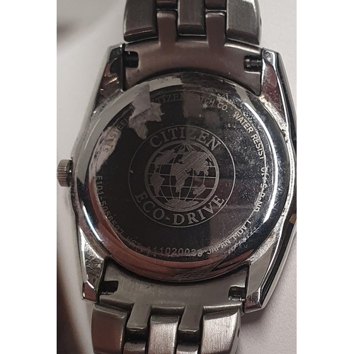 221 - A Citizen Eco-Drive men's Watch. Seems to be keeping good time.