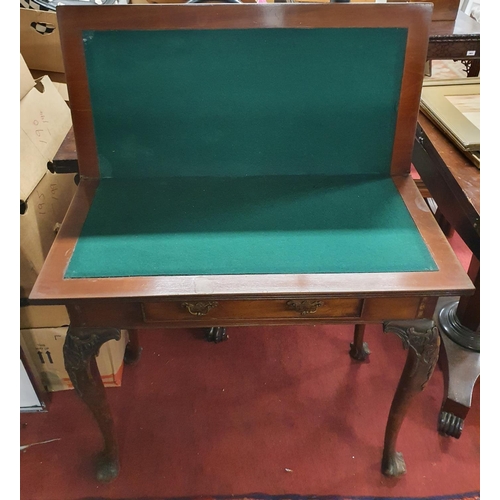 392 - A Georgian Mahogany Pad Foot Fold over Tea Table. H 73 X W 86 X D 42 cms approx.