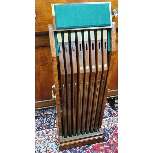 842 - A fantastic 20th Century Santos Rosewood crossbanded Mahogany Jupe Table with leaf holder with fully... 