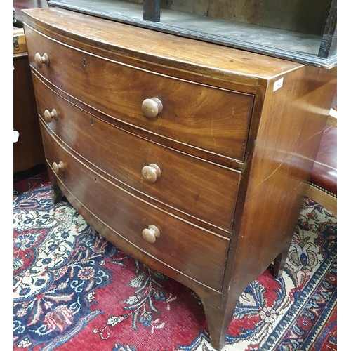 680 - A really nice Georgian Mahogany Inlaid bow fronted three drawer low Chest of Drawers with original t... 