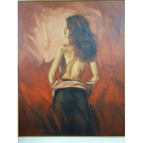 714 - A large Oil on Canvas of a beautiful woman by Mark Spain. Signed LR and well framed. 60 x 76H cms ap... 