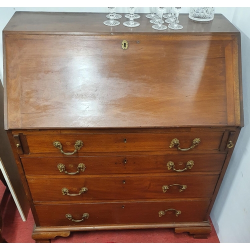 1013 - A good Georgian Mahogany Bureau with a fully fitted interior. 92 x D 52 x H 102 cms approx.