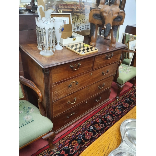 1015 - A superb early Georgian Mahogany Chest of Drawers with reeded columned corners. 112 x 55 x H 94 cms ... 