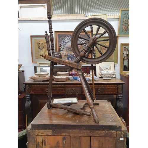 1035 - A 19th Century Spinning Wheel.