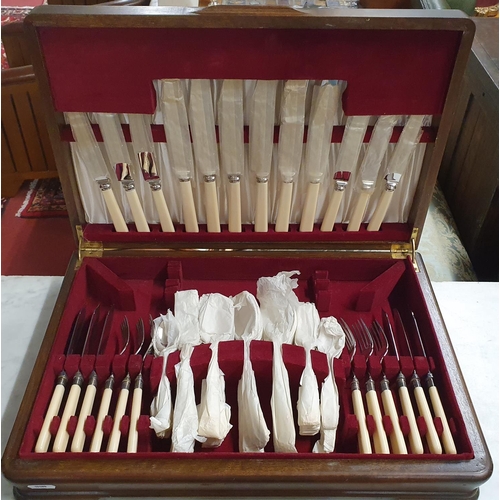 997 - A good cased set of Cutlery. (Serving spoons missing).