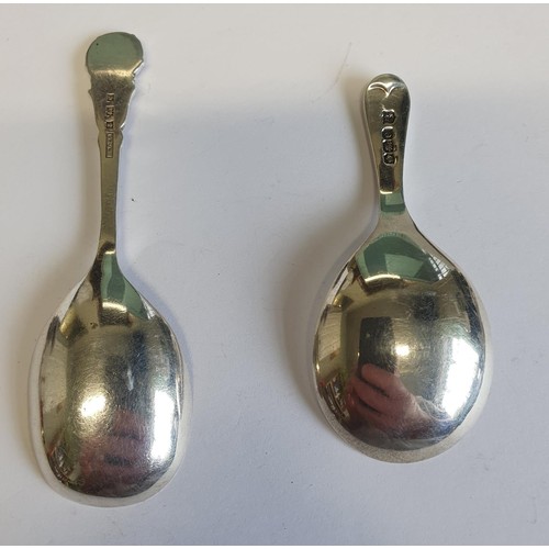 653B - Two silver Caddy Spoons.