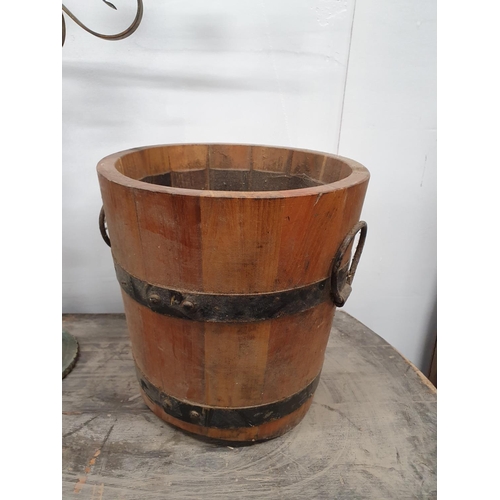 658 - A pair of Planters. 31D x 31H cms approx.