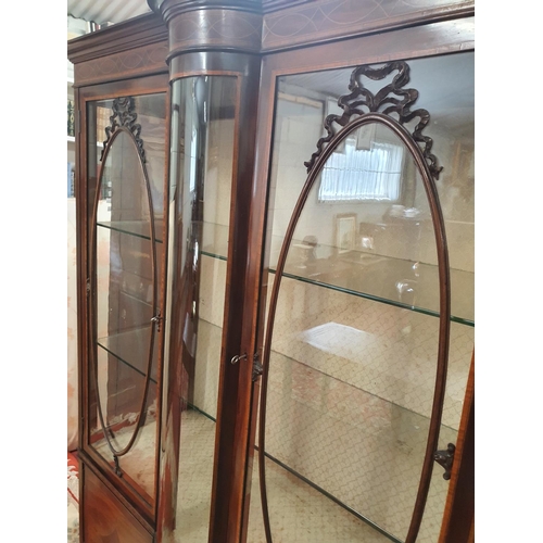 254 - A fantastic quality Edwardian Mahogany and inlaid Display Cabinet with the bow center glass planked ... 