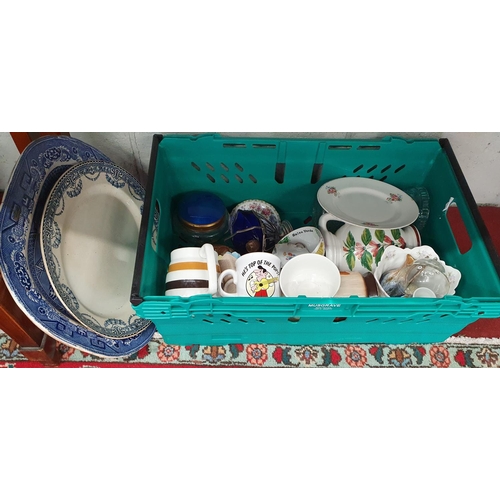 209 - A good quantity of Arklow pottery Tea Wares along with Aynsley and other items in 2 crates.