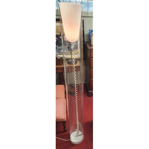 668 - A Retro 1960-70 Perspex Uplighter. In working order. H 171 cms approx.