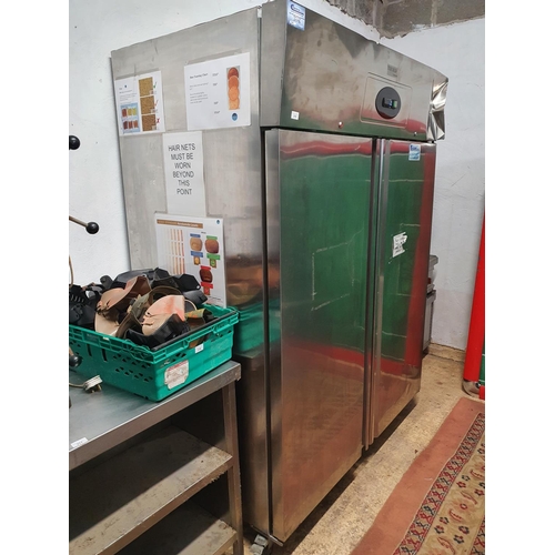 319 - A Tefcold Gastroline Fridge with slight damage to splash top panel. Probably working perfect - elect... 