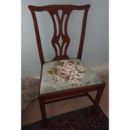 532 - A single Georgian Mahogany Chair with tapestry seat. H92 x D43 x W53cm approx.